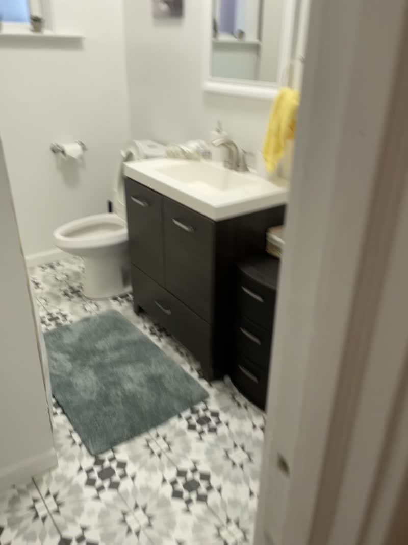 Clean & Polished bathroom cleaning service
